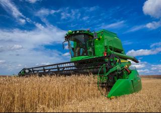 Mähdrescher John Deere S440 