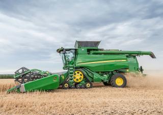 Mähdrescher John Deere T670 
