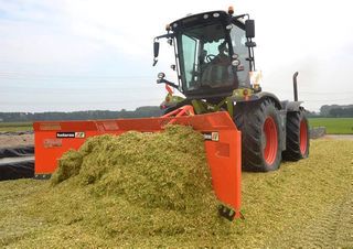 Fütterungstechnik Mais-Flachschieber Holaras MES 570-H-135
