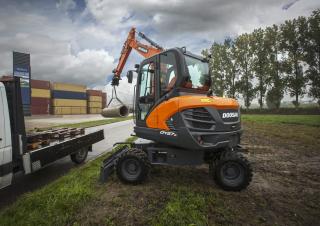 Mobilbagger Doosan DX57W