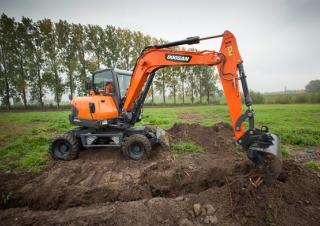Mobilbagger Doosan DX57W