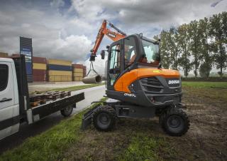 Mobilbagger Doosan DX57W-5