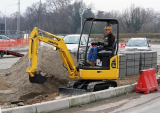 Minibagger Komatsu PC16R-3HS
