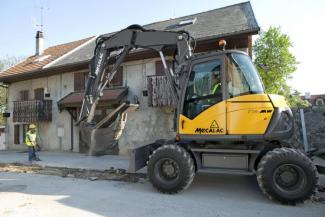 Mobilbagger Mecalac 714 MW e