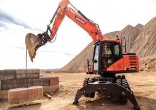 Mobilbagger Doosan DX140W-5