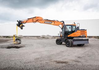 Mobilbagger Doosan DX170W-7