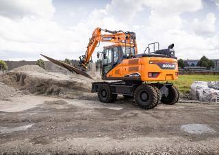 Mobilbagger Doosan DX170W-7