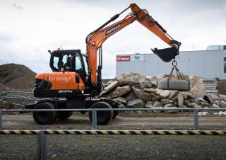Mobilbagger Doosan DX57W-7