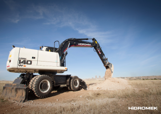 Mobilbagger Hidromek HMK 140 W