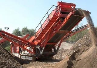 Mobile Siebanlagen Sandvik QA 441