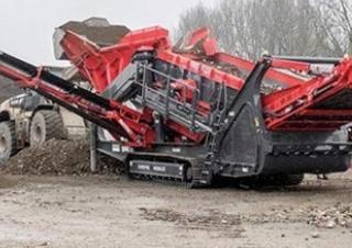 Mobile Siebanlagen Sandvik QE442 FFMS