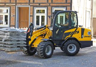 Radlader Schäffer 2445 S 