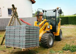 Radlader Schäffer 2445