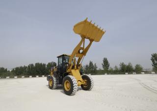 Radlader SEM 636D