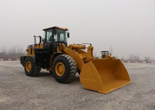 Radlader SEM 660D