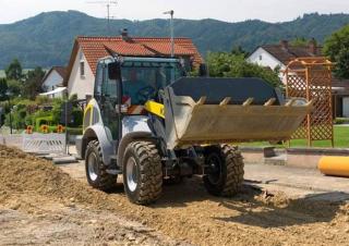 Radlader Kramer 8075