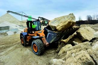 Radlader Case 821 F ZB