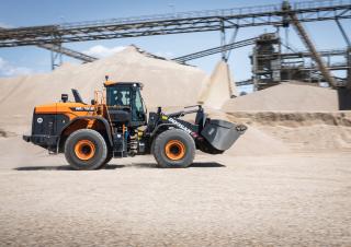 Radlader Doosan DL420CVT-7