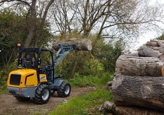 Radlader Giant G2500HD