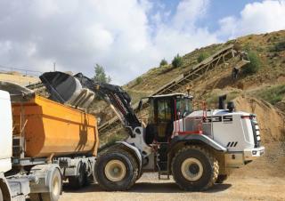 Radlader Hidromek HMK 635 WL