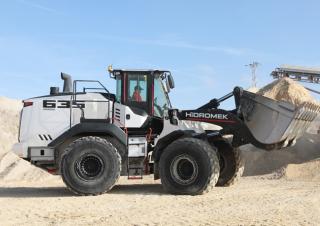 Radlader Hidromek HMK 635 WL