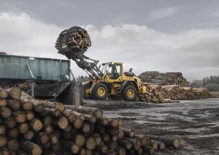 Radlader Volvo L90H