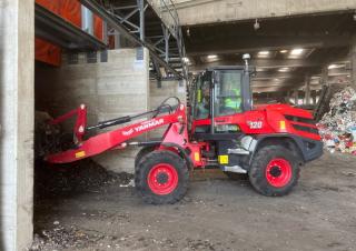 Radlader Yanmar V120