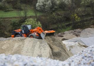 Radlader Hitachi ZW 330-5