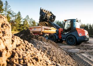 Radlader Hitachi ZW75-6