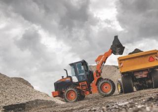 Radlader Hitachi ZW120-6