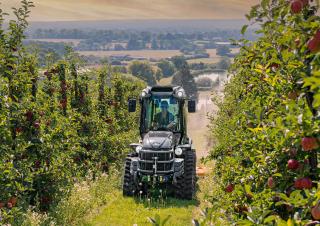 Raupen-Traktoren Carraro Mach 4 Toni 8900 