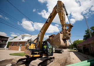 Raupenbagger Caterpillar 320E L