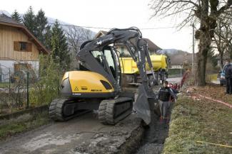 Raupenbagger Mecalac 8MCR