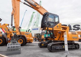 Raupenbagger Case CX290D SL