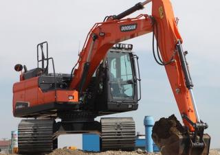 Raupenbagger Doosan DX160LC-5 HT
