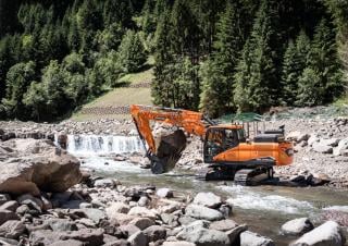 Raupenbagger Doosan DX245NHD-7
