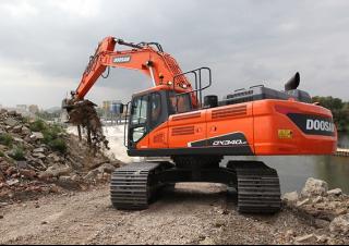 Raupenbagger Doosan DX340LC-5