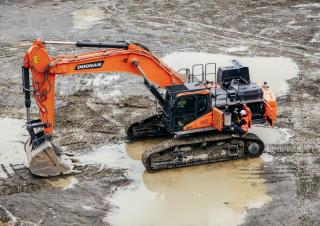 Raupenbagger Doosan DX530LC-7