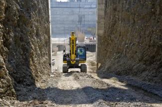 Raupenbagger New Holland E175C LC