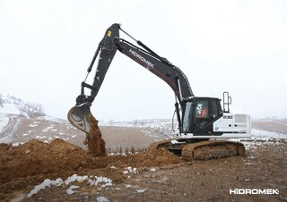 Raupenbagger Hidromek HMK 230 LC