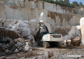 Raupenbagger Hidromek HMK 390 LC HD