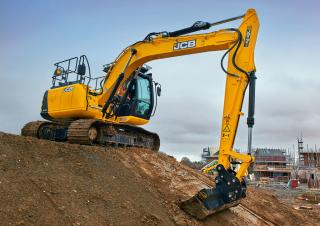 Raupenbagger JCB JS131 LC