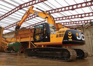 Raupenbagger JCB JS190LC