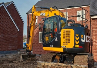 Raupenbagger JCB JZ140
