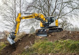 Raupenbagger Liebherr R 926 Compact Litronic 