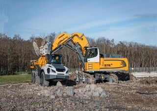 Raupenbagger Liebherr R 926 Litronic 