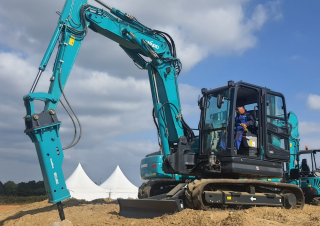 Raupenbagger Sunward SWE90UF-2PB