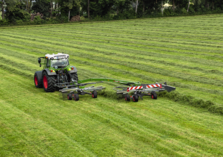 Rotorschwader Fendt Former 1502