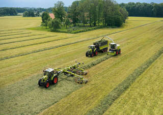 Rotorschwader Claas Liner 4700 Trend 