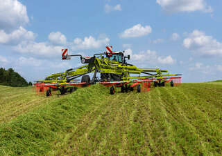 Rotorschwader Claas Liner 4800 Trend 